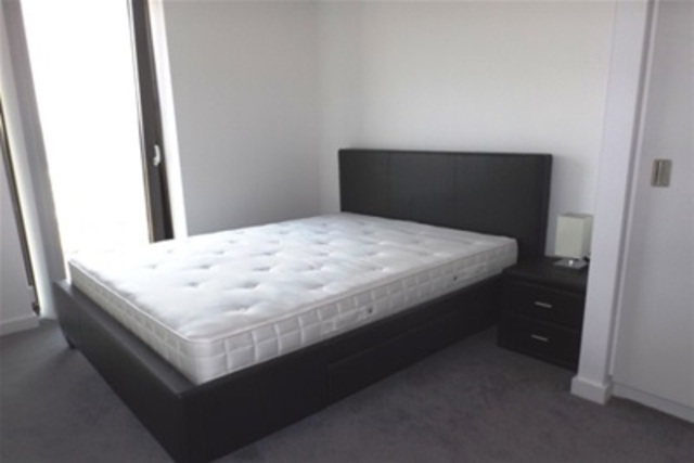  Image of 2 bedroom Flat to rent in St. Pauls Square Sheffield S1 at Sheffield, S1 2LL