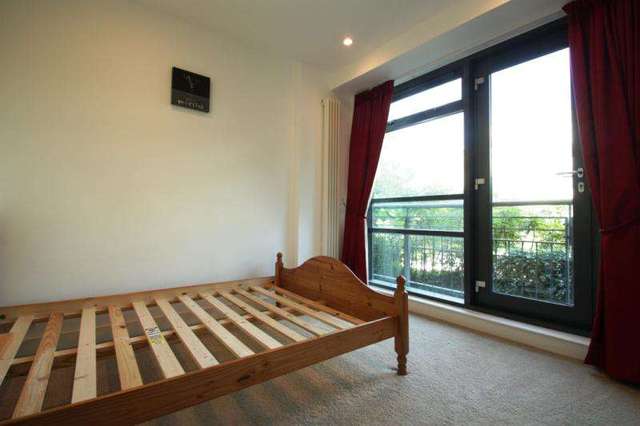 Image of 2 bedroom Flat to rent in City Road London EC1Y at Barbican London Barbican, EC1Y 2AN