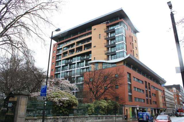  Image of 2 bedroom Flat to rent in City Road London EC1Y at Barbican London Barbican, EC1Y 2AN