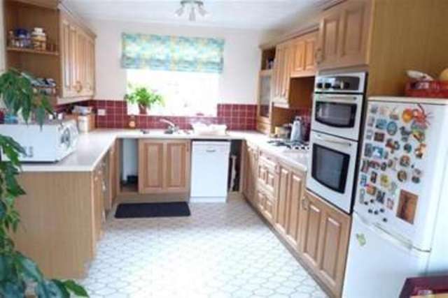  Image of 3 bedroom Detached house to rent in City View Mapperley Nottingham NG3 at Nottingham, NG3 6DE