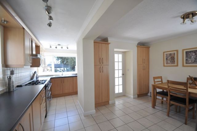  Image of 4 bedroom Detached house for sale in Clarence Road Fleet GU51 at Clarence Road  Fleet, GU51 3RZ
