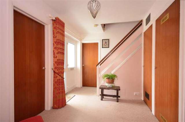  Image of 3 bedroom Bungalow for sale in Cleve Way Billingshurst RH14 at Billingshurst West Sussex Billingshurst, RH14 9RW