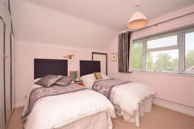  Image of 3 bedroom Bungalow for sale in Cleve Way Billingshurst RH14 at Billingshurst West Sussex Billingshurst, RH14 9RW