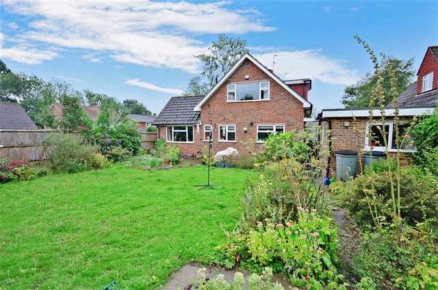  Image of 3 bedroom Bungalow for sale in Cleve Way Billingshurst RH14 at Billingshurst West Sussex Billingshurst, RH14 9RW
