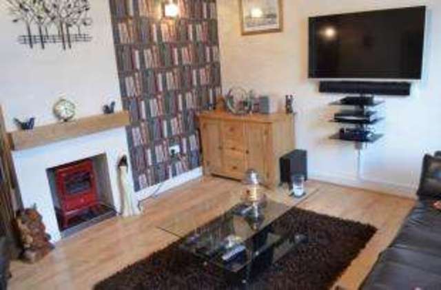  Image of 3 bedroom Terraced house for sale in Cleveland Crescent Borehamwood WD6 at Borehamwood Hertfordshire Borehamwood, WD6 2EP