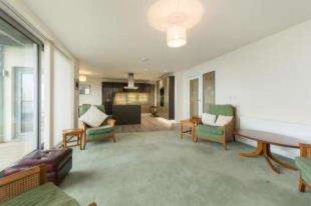  Image of 2 bedroom Flat for sale in Cloch Caravan Park Cloch Road Gourock PA19 at Gourock Inverclyde Castle Levan, PA19 1FE