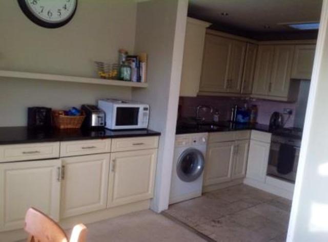  Image of 2 bedroom Flat to rent in Coates Gardens Edinburgh EH12 at West End Edinburgh Edinburgh, EH12 5LG