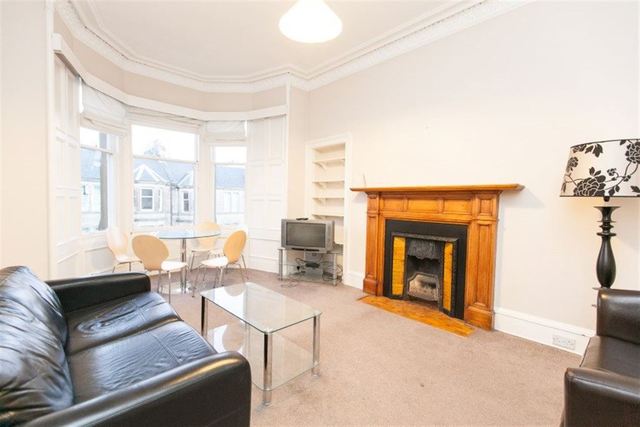  Image of 2 bedroom Flat to rent in Comely Bank Avenue Edinburgh EH4 at Comely Bank Edinburgh Edinburgh, EH4 1EN