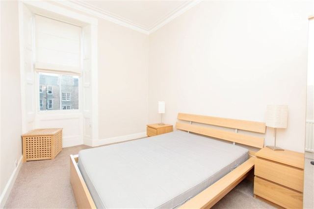  Image of 2 bedroom Flat to rent in Comely Bank Avenue Edinburgh EH4 at Comely Bank Edinburgh Edinburgh, EH4 1EN