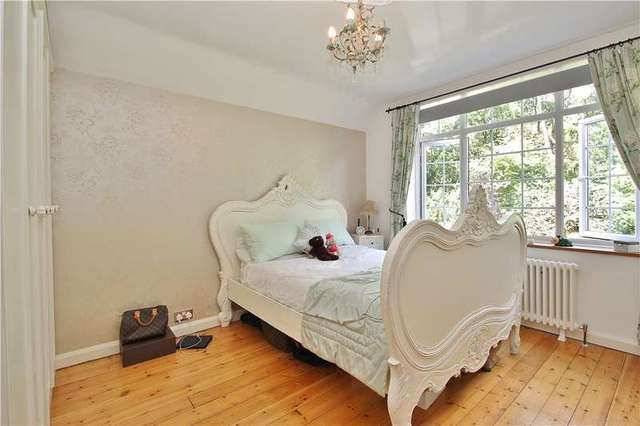  Image of 4 bedroom Detached house for sale in Common Close Horsell Woking GU21 at Horsell Surrey Horsell, GU21 4DB