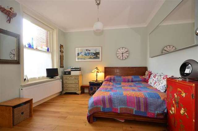  Image of 1 bedroom Flat for sale in Compton Road Brighton BN1 at Brighton East Sussex Brighton, BN1 5AN