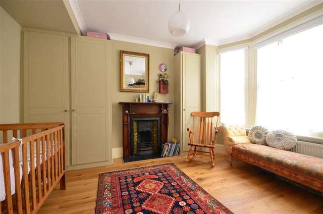  Image of 1 bedroom Flat for sale in Compton Road Brighton BN1 at Brighton East Sussex Brighton, BN1 5AN