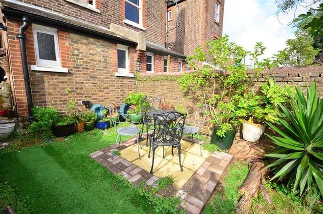  Image of 1 bedroom Flat for sale in Compton Road Brighton BN1 at Brighton East Sussex Brighton, BN1 5AN