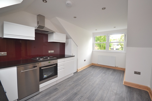  Image of 2 bedroom Property to rent in Coniston Road London N10 at Muswell Hill, N10 2BL