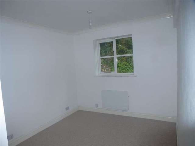  Image of 1 bedroom Ground Flat for sale in Wealden Court Constitution Road Chatham ME5 at Chatham Kent Chatham, ME5 7EG