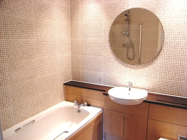  Image of 2 bedroom Flat to rent in Cook Street Glasgow G5 at Tradeston Glasgow Glasgow, G5 8JQ
