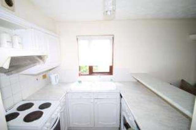  Image of 1 bedroom Flat for sale in Cooper Close Greenhithe DA9 at Greenhithe Kent Stone, DA9 9PP