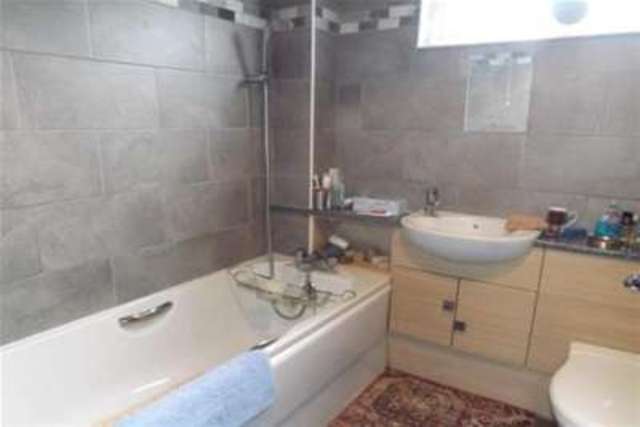  Image of 4 bedroom Semi-Detached house to rent in Stavanger Close Corby NN18 at Corby, NN18 9HT