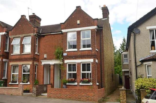  Image of 3 bedroom End of Terrace for sale in Cornwallis Road Maidstone ME16 at Maidstone Kent Maidstone, ME16 8BA