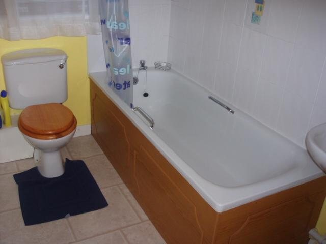  Image of 1 bedroom Flat to rent in Craighouse Gardens Edinburgh EH10 at Morningside Edinburgh Edinburgh, EH10 5TX