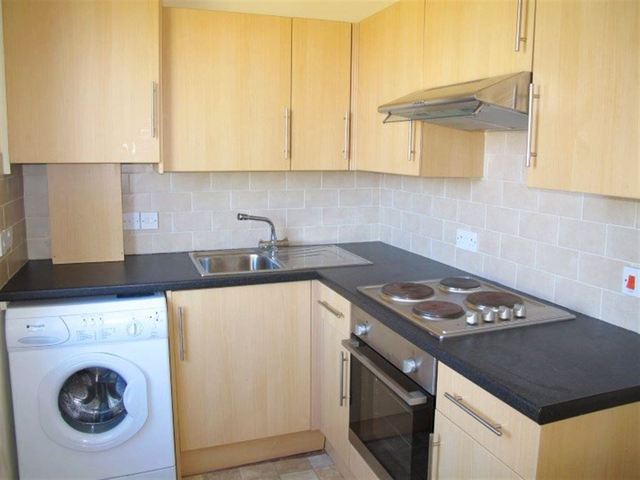  Image of 2 bedroom Detached house to rent in Crewe Road North Edinburgh EH5 at Pilton Edinburgh Edinburgh, EH5 2NS