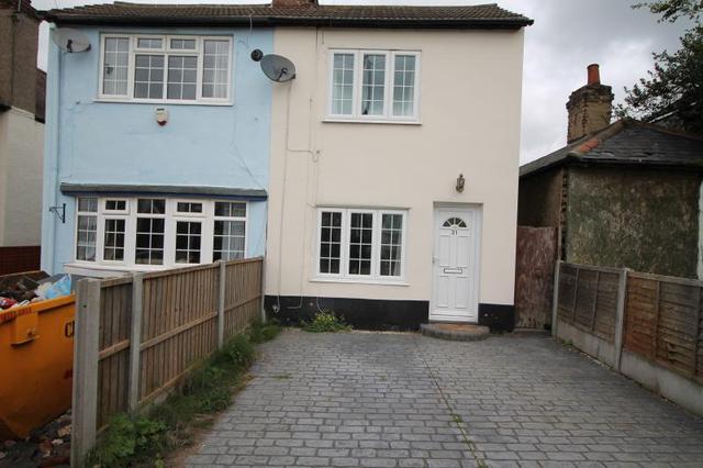  Image of 2 bedroom Terraced house to rent in Cromwell Road Warley Brentwood CM14 at Brentwood  Brook Street, CM14 5DT