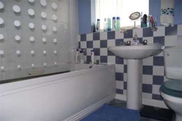  Image of 3 bedroom Detached house to rent in Dalewood Close Warrington WA2 at Warrington, WA2 7GA