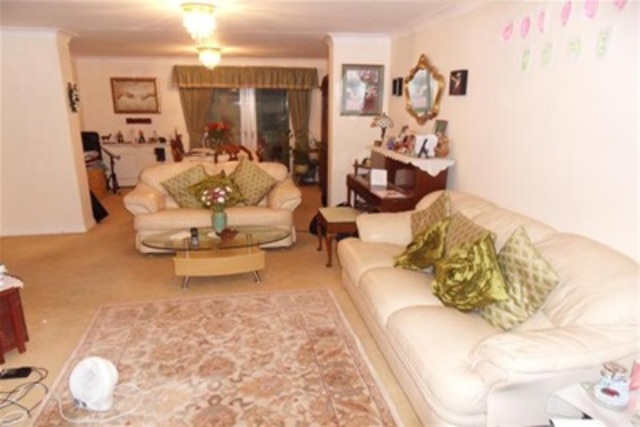  Image of 4 bedroom Detached house to rent in Daylesford Drive Newcastle upon Tyne NE3 at Newcastle upon Tyne, NE3 1TW
