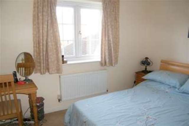  Image of 3 bedroom Detached house to rent in Deas Road South Wootton King