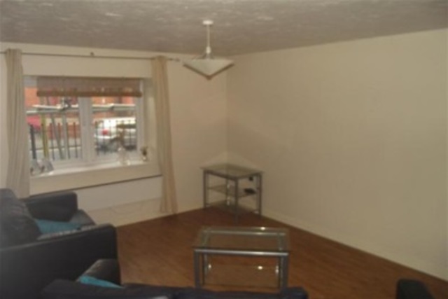  Image of 2 bedroom Flat to rent in Delamere Court St. Marys Street Crewe CW1 at Crewe, CW1 2JB