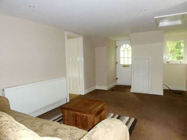  Image of 1 bedroom Apartment to rent in Denstead Lane Chartham Hatch Canterbury CT4 at Denstead Lane  Chartham Hatch, CT4 7NJ