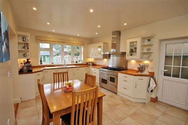  Image of 5 bedroom Detached house for sale in Devon Road Merstham Redhill RH1 at Devon Road  Merstham, RH1 3EU