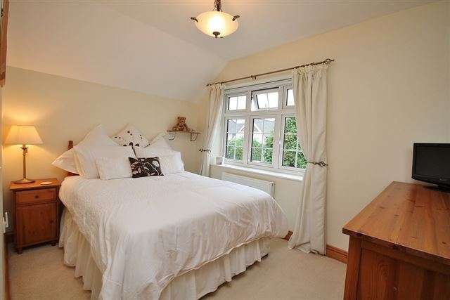  Image of 5 bedroom Detached house for sale in Devon Road Merstham Redhill RH1 at Devon Road  Merstham, RH1 3EU