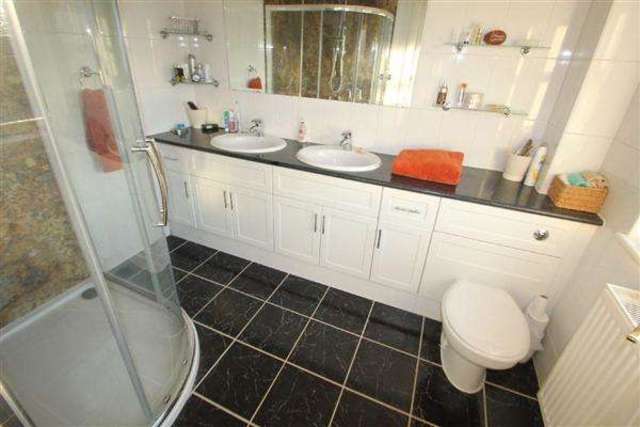  Image of 5 bedroom Detached house for sale in Dobbs Drift Kesgrave Ipswich IP5 at Martlesham Heath, IP5 2QG