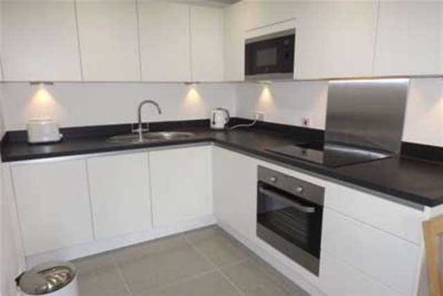  Image of 1 bedroom Flat to rent in Ferry Court Cardiff CF11 at Cardiff, CF11 0AW