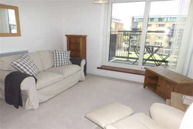  Image of 1 bedroom Flat to rent in Ferry Court Cardiff CF11 at Cardiff, CF11 0AW