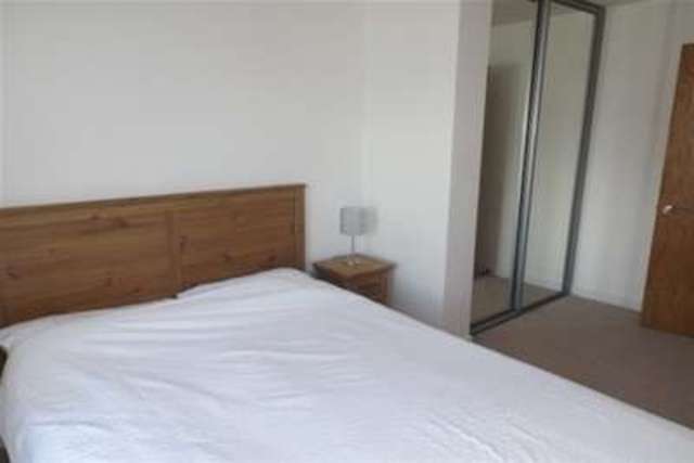  Image of 1 bedroom Flat to rent in Ferry Court Cardiff CF11 at Cardiff, CF11 0AW