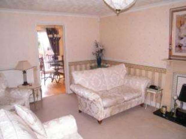  Image of 3 bedroom Detached house for sale in Doulton Road Rowley Regis B65 at Rowley Regis West Midlands Blackheath, B65 8JE