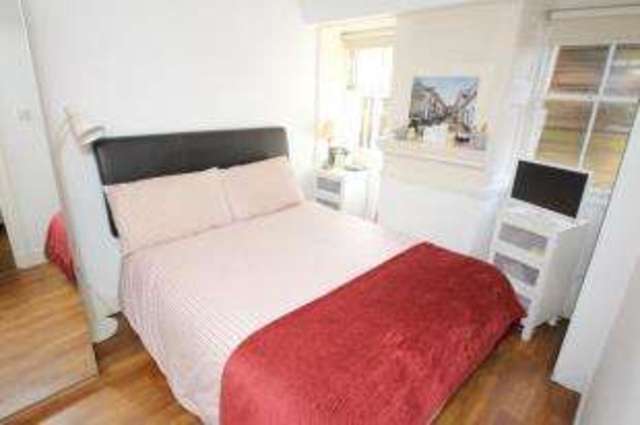  Image of 1 bedroom Flat for sale in Dowanside Road Glasgow G12 at Dowanhill Glasgow Glasgow, G12 9DA
