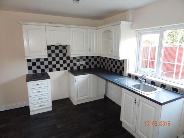  Image of 3 bedroom Terraced house to rent in Dr Anderson Avenue Stainforth Doncaster DN7 at Dr Anderson Avenue  Doncaster, DN7 5EJ