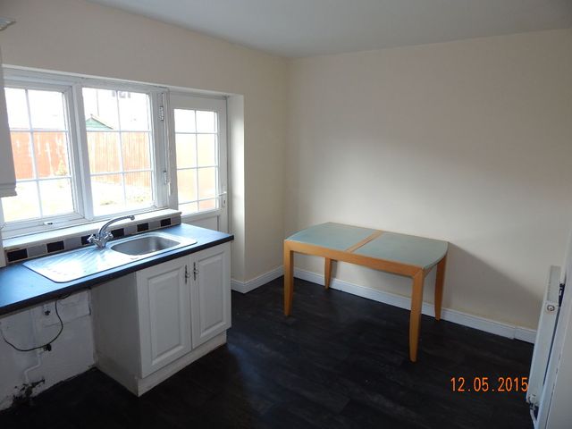  Image of 3 bedroom Terraced house to rent in Dr Anderson Avenue Stainforth Doncaster DN7 at Dr Anderson Avenue  Doncaster, DN7 5EJ