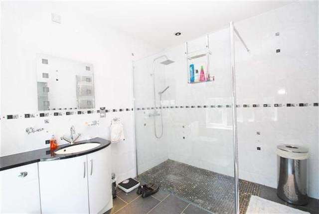  Image of 3 bedroom Semi-Detached house for sale in Drummond Road Skegness PE25 at Skegness, PE25 3DD