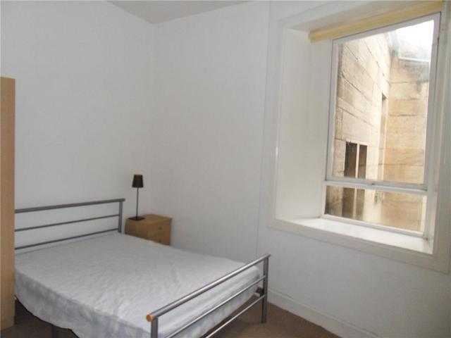  Image of 2 bedroom Flat to rent in Duke Street Dennistoun Glasgow G31 at Dennistoun Glasgow Glasgow, G31 1RD