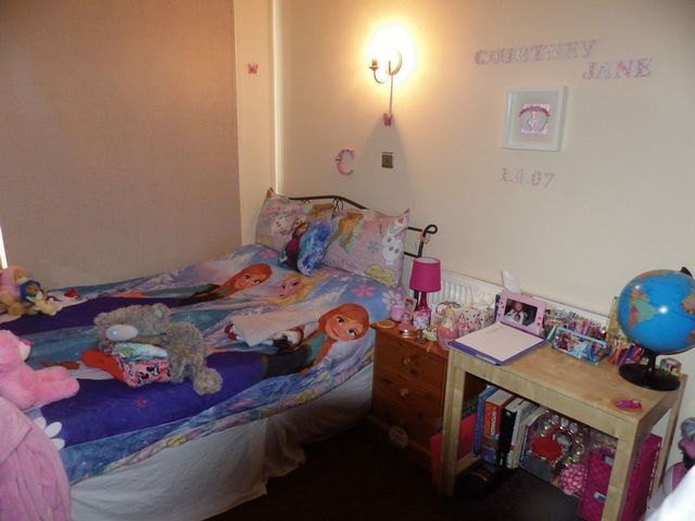  Image of 3 bedroom Terraced house for sale in Duke Street Shaw Oldham OL2 at Duke Street Shaw Oldham, OL2 8PA