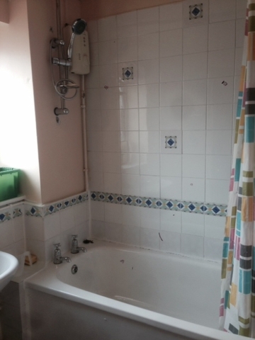  Image of 2 bedroom Terraced house to rent in Dulverton Place Beeston Leeds LS11 at Dulverton Place  Leeds, West Yorkshire, LS11 0LB