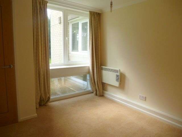  Image of 2 bedroom Apartment to rent in Durdham Park Redland Bristol BS6 at Durdham Park  Bristol, BS6 6XQ