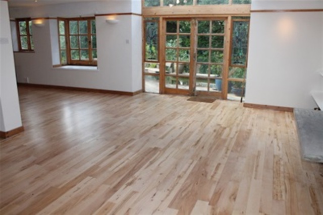  Image of 4 bedroom Detached house to rent in Dutch Gardens Kingston upon Thames KT2 at Kingston upon Thames, KT2 7TT