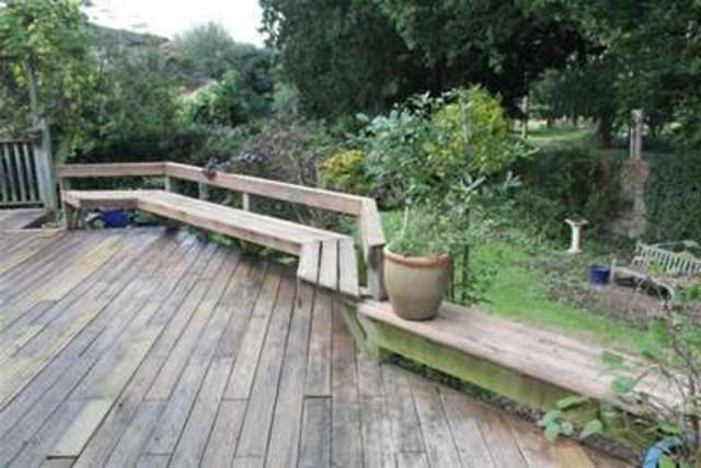  Image of 4 bedroom Detached house to rent in Dutch Gardens Kingston upon Thames KT2 at Kingston upon Thames, KT2 7TT