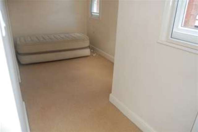  Image of 2 bedroom Property to rent in Buxton Road Eastbourne BN20 at Eastbourne, BN20 7LF