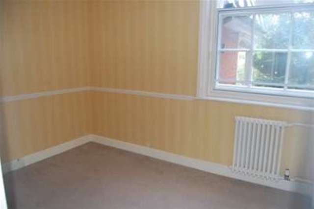  Image of 2 bedroom Property to rent in Buxton Road Eastbourne BN20 at Eastbourne, BN20 7LF